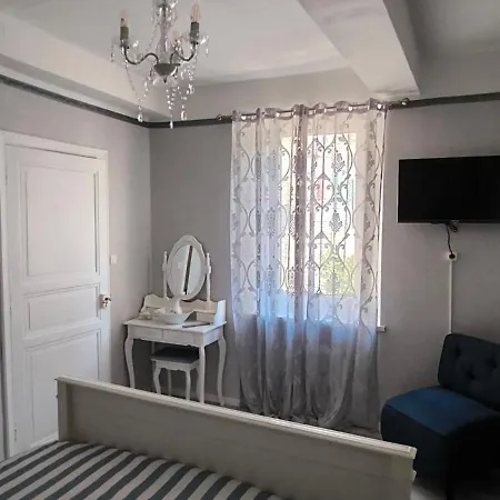Bed & Breakfast Napoleon - La Halte D'eugenie *